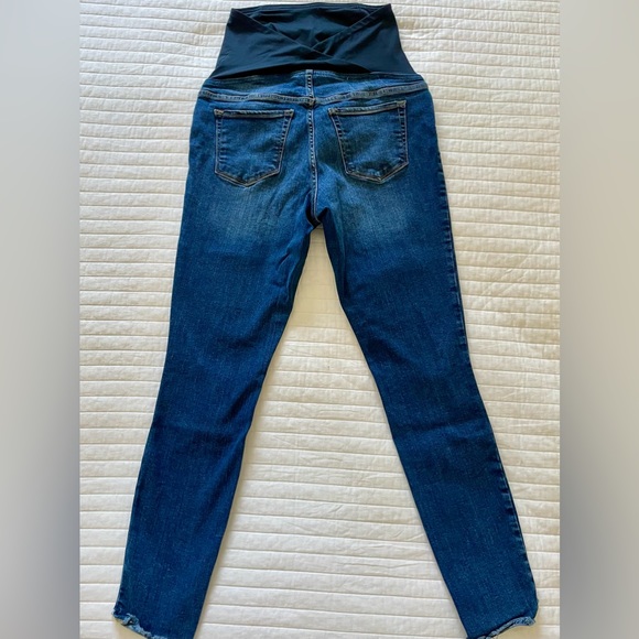 Ingrid & Isabel maternity skinny jeans - Picture 3 of 3